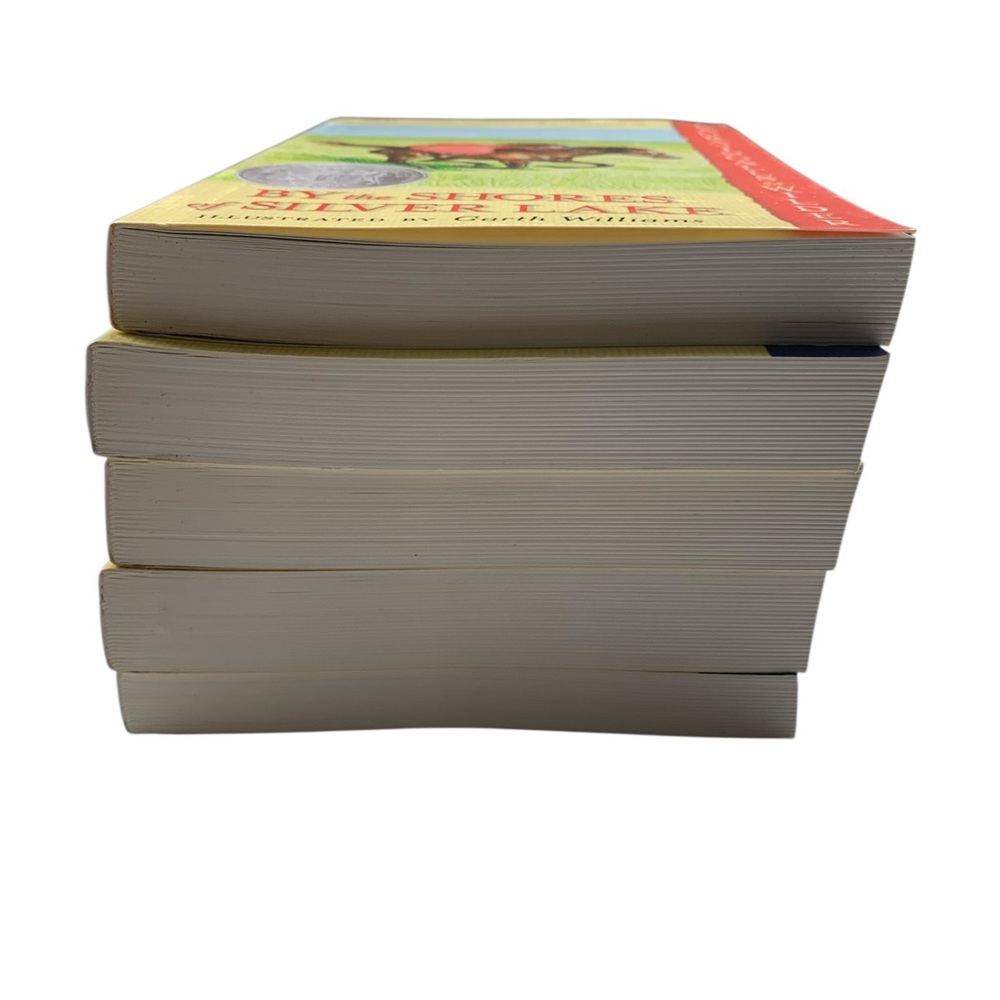 Little House Collection - Laura Ingalls Wilder Book Set - Picture 5 of 8
